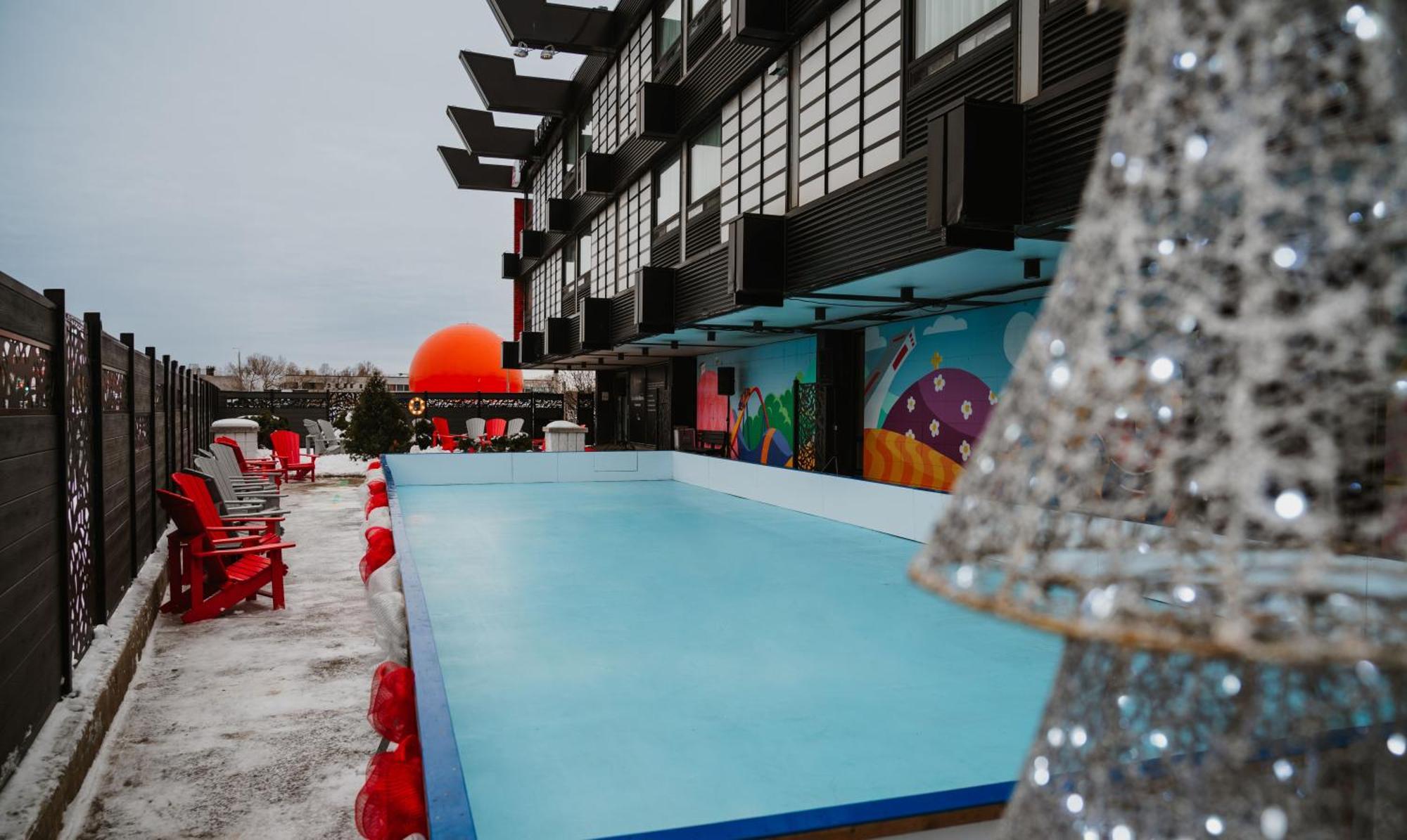 Hotel Ruby Foo'S Montréal Exterior foto